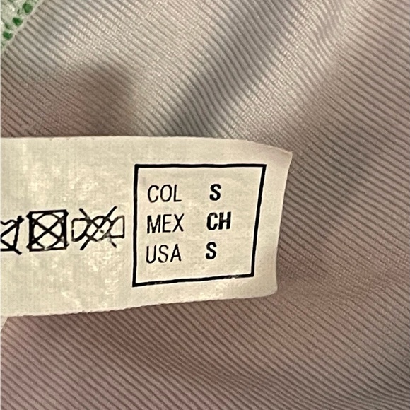 Womens Floral Bikini Set by Touché Size Small. (B-52) - Picture 6 of 7